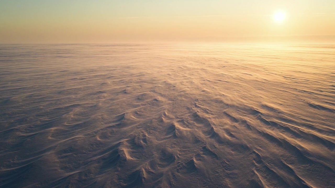Arctic horizon at first light